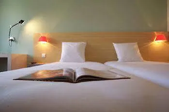 Ibis Styles En Velay Отель Le Puy-en-Velay
